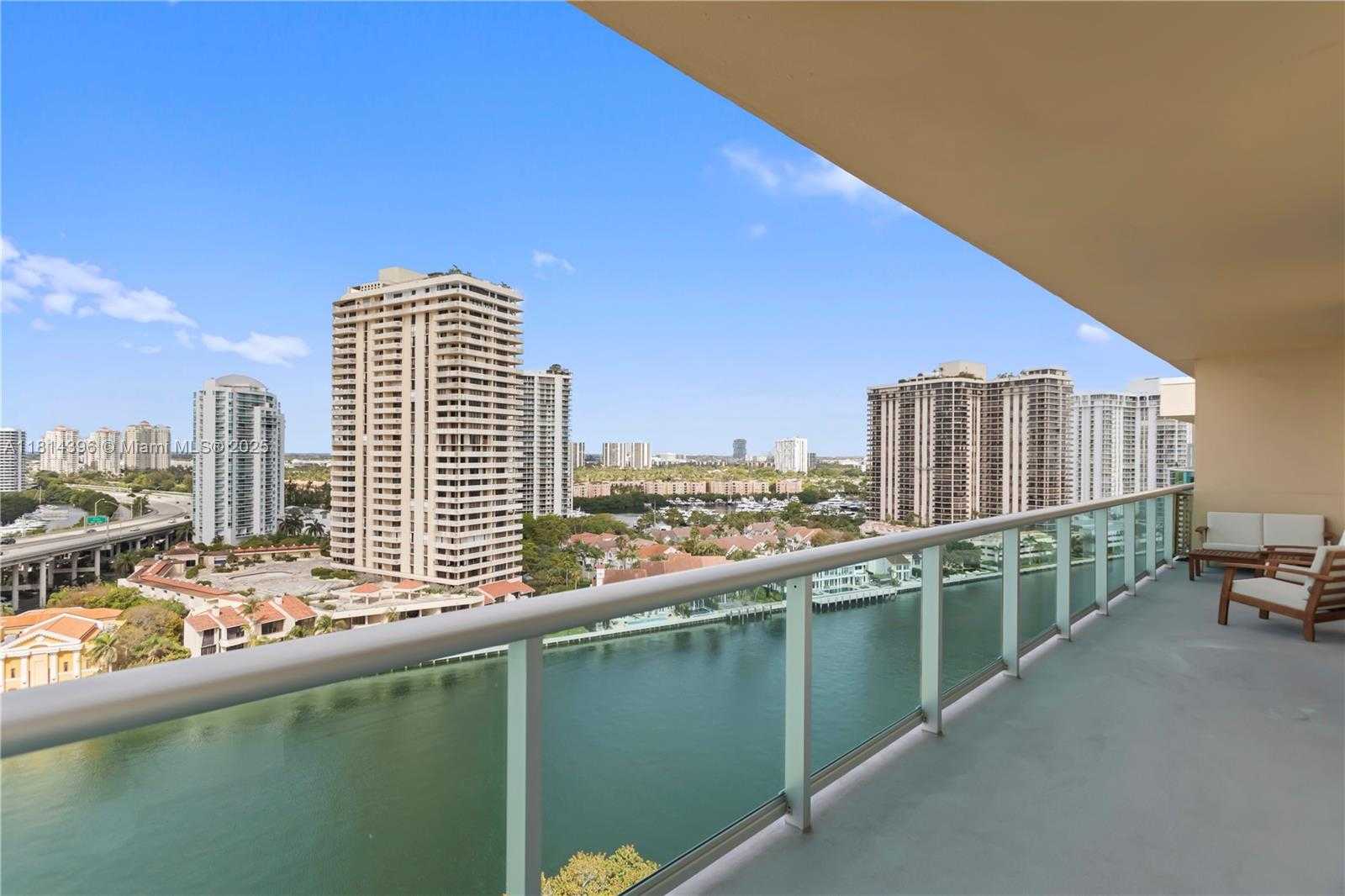 Small Image of 19390 COLLINS AVE #PH-7, Sunny Isles Beach Number 5