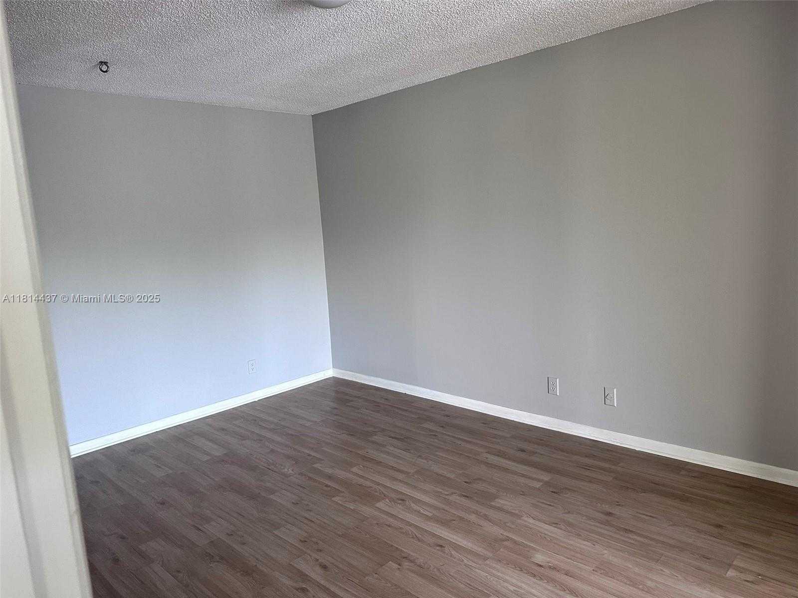 Small Image of 2526 NORTH CARAMBOLA CIR N #1821, Coconut Creek Number 24