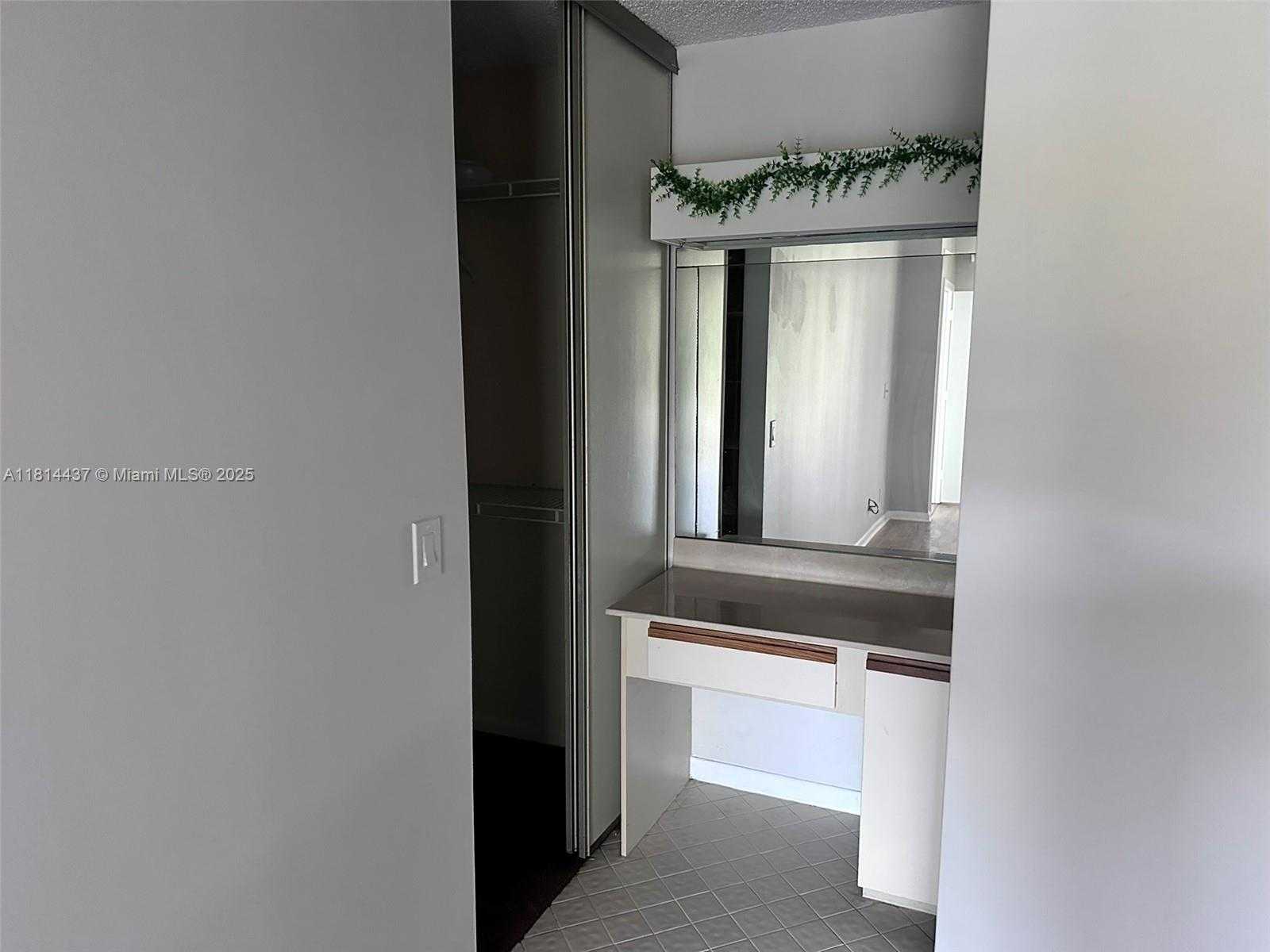 Small Image of 2526 NORTH CARAMBOLA CIR N #1821, Coconut Creek Number 25
