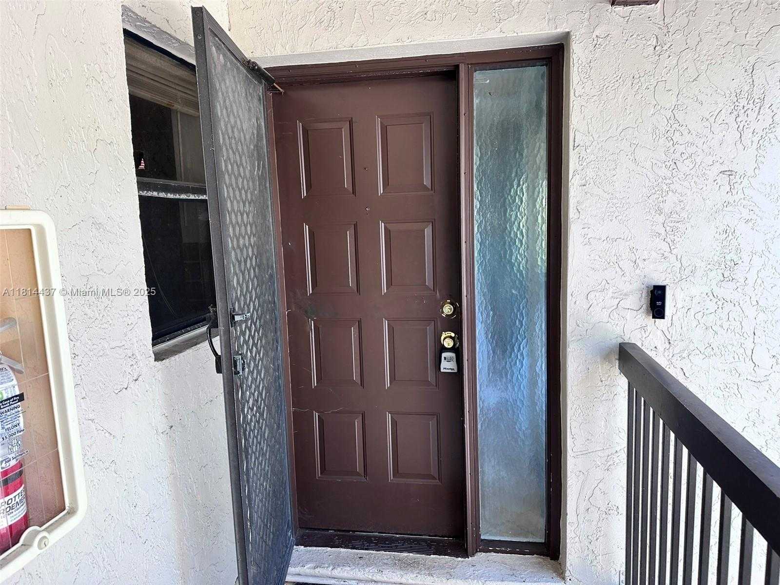Small Image of 2526 NORTH CARAMBOLA CIR N #1821, Coconut Creek Number 29