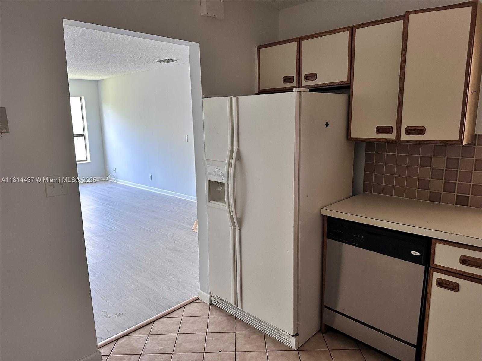 Small Image of 2526 NORTH CARAMBOLA CIR N #1821, Coconut Creek Number 9