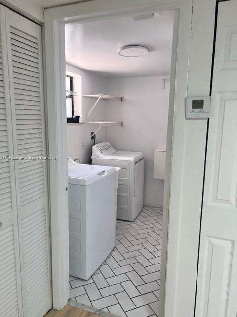 Small Image of 958 MOCKINGBIRD LN #511, Plantation Number 8