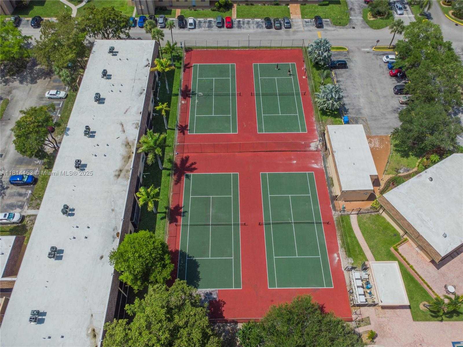 Small Image of 110 GATE RD #2-64, Hollywood Number 20