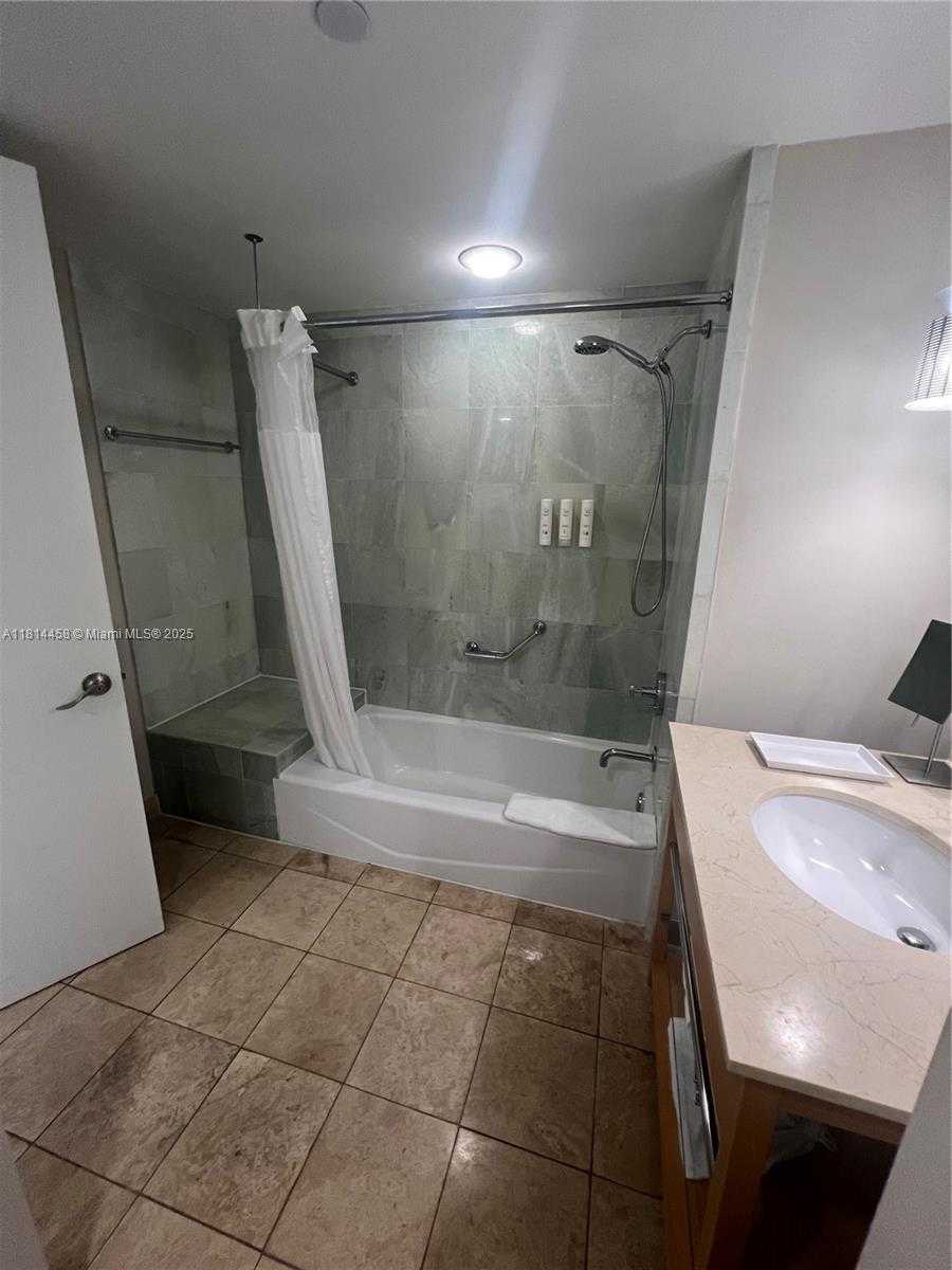 Small Image of 18683 COLLINS AVE #2510, Sunny Isles Beach Number 86