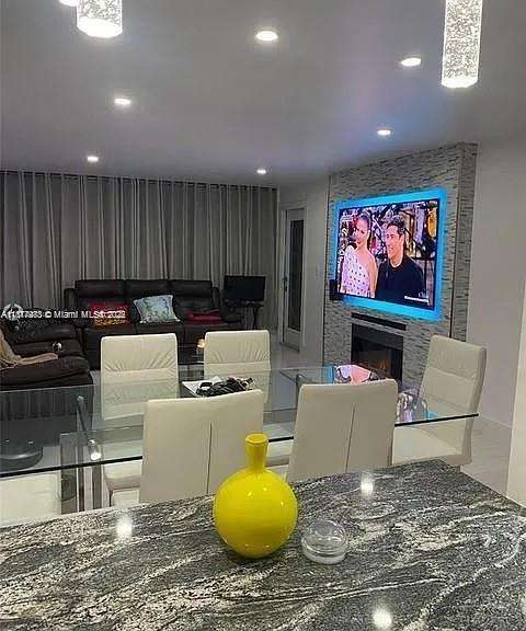 Small Image of 1801 SOUTH OCEAN DR #1040, Hallandale Beach Number 7