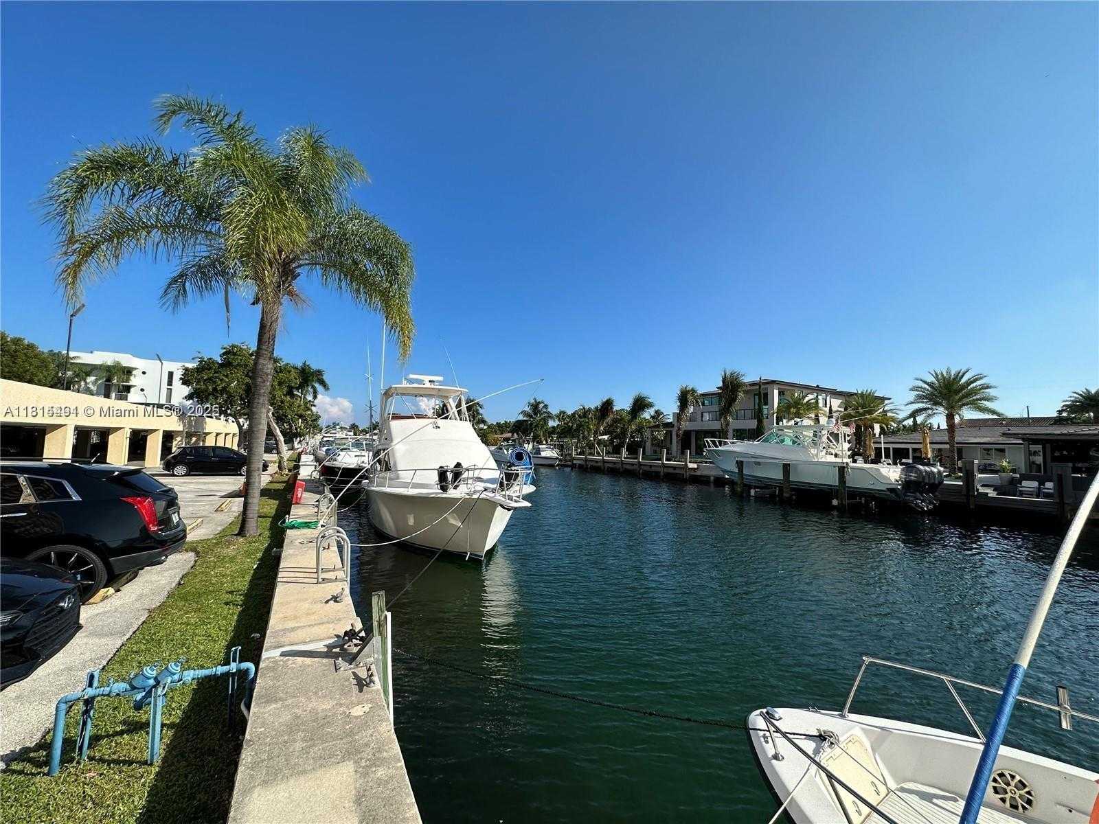 Small Image of 2350 NORTH EAST 135TH ST #505, North Miami Number 11