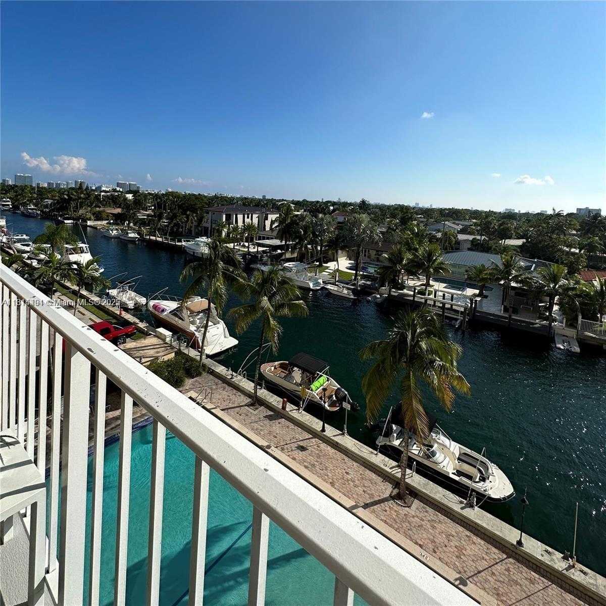 Small Image of 2350 NORTH EAST 135TH ST #505, North Miami Number 13