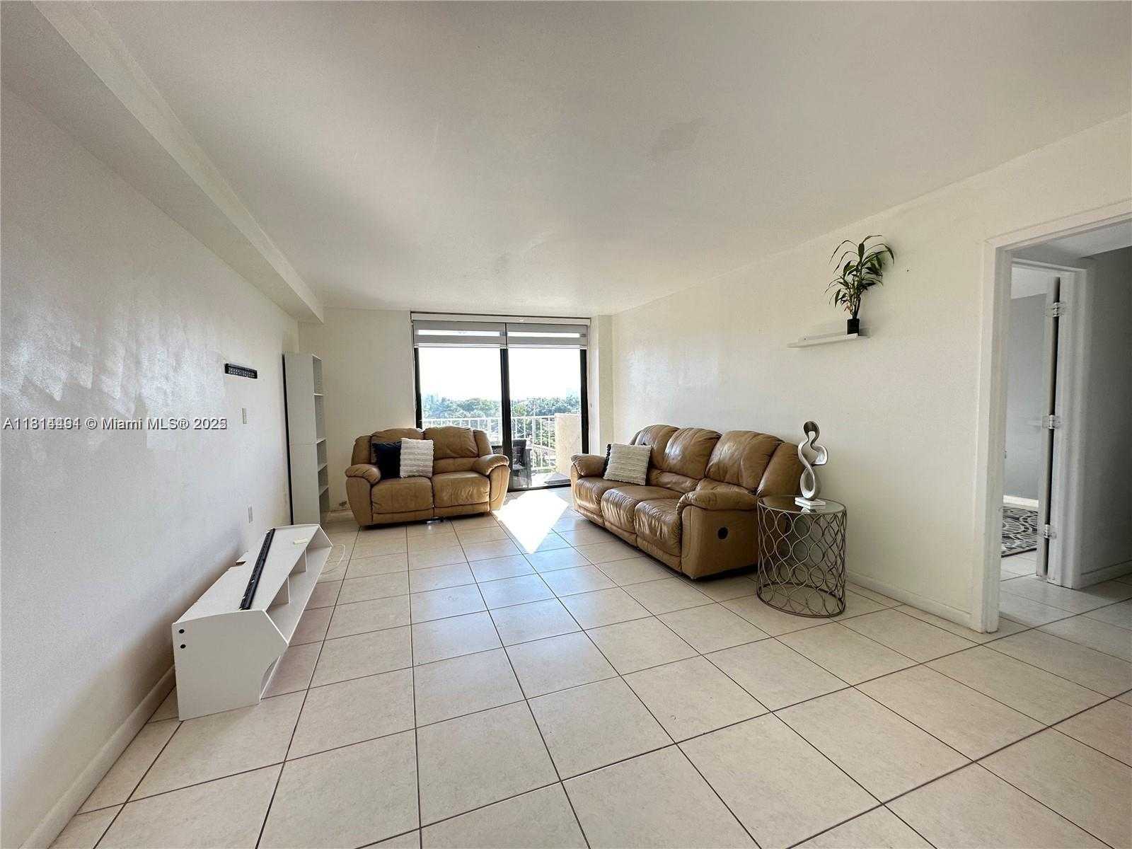Small Image of 2350 NORTH EAST 135TH ST #505, North Miami Number 2