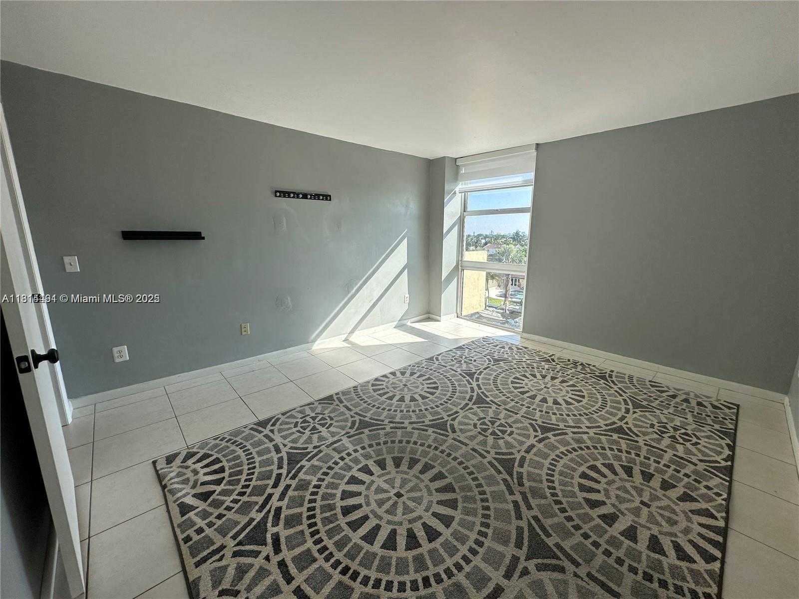 Small Image of 2350 NORTH EAST 135TH ST #505, North Miami Number 5