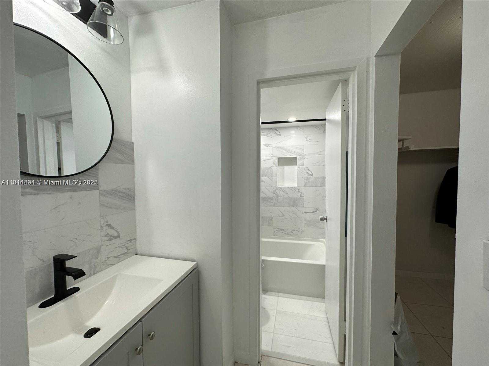 Small Image of 2350 NORTH EAST 135TH ST #505, North Miami Number 8