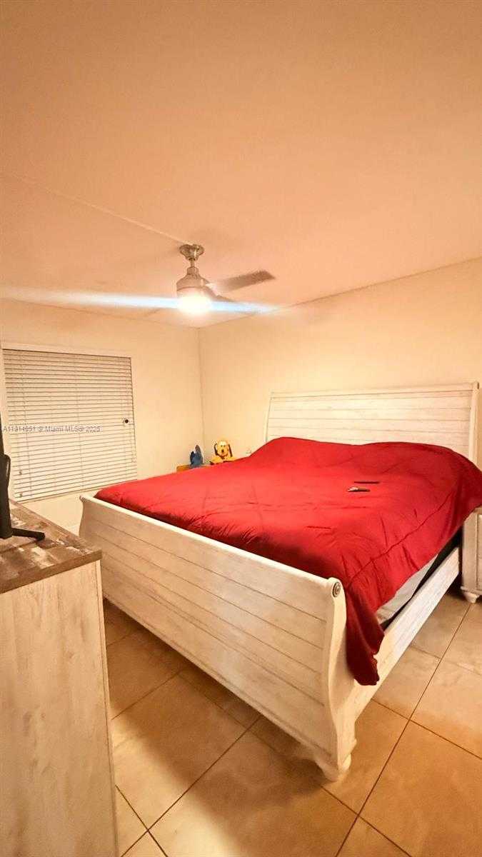 Small Image of 5112 NORTH WEST 79TH AVE #305, Doral Number 5