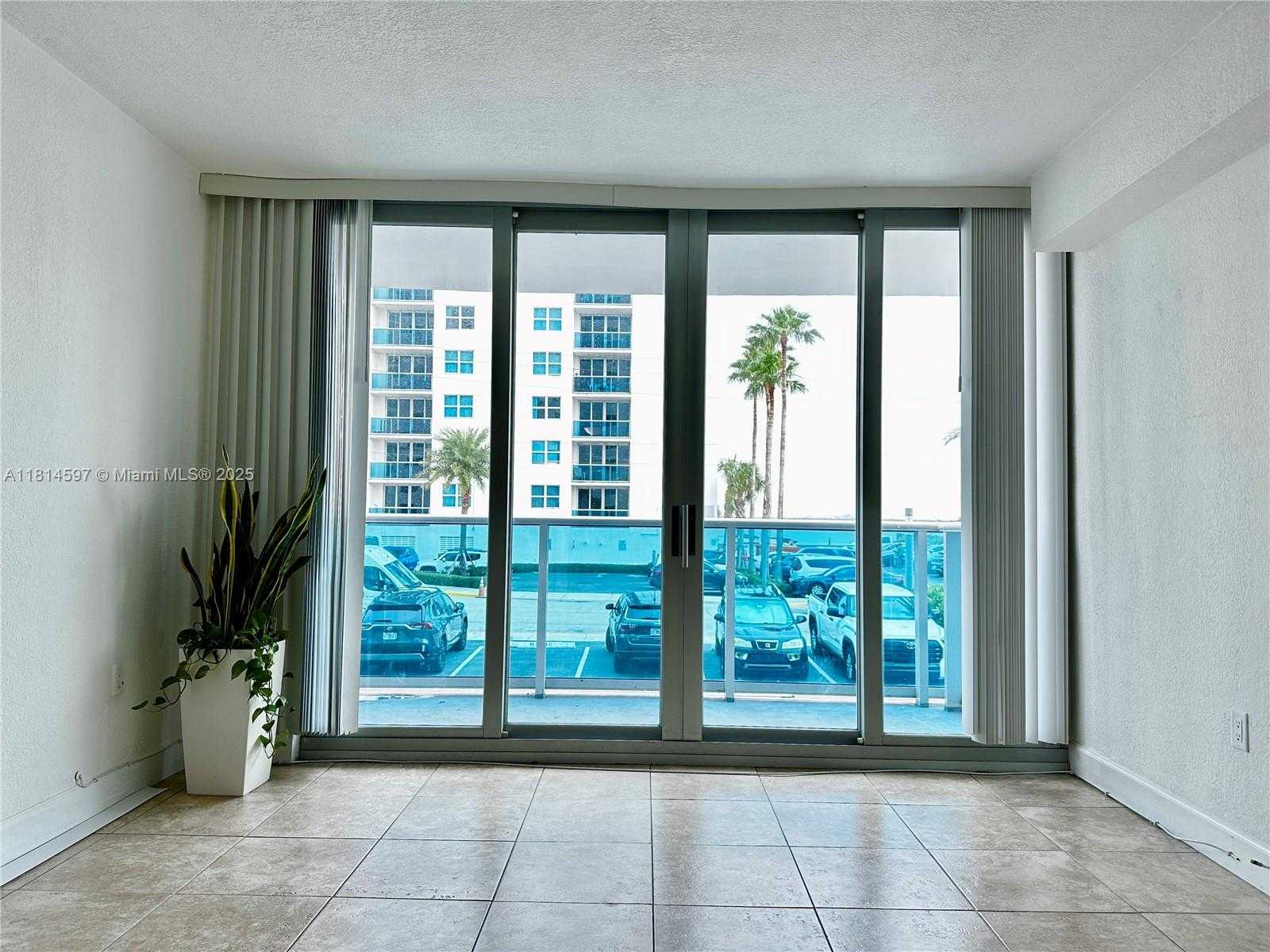 Small Image of 7501 EAST TREASURE DR #1P, North Bay Village Number 12