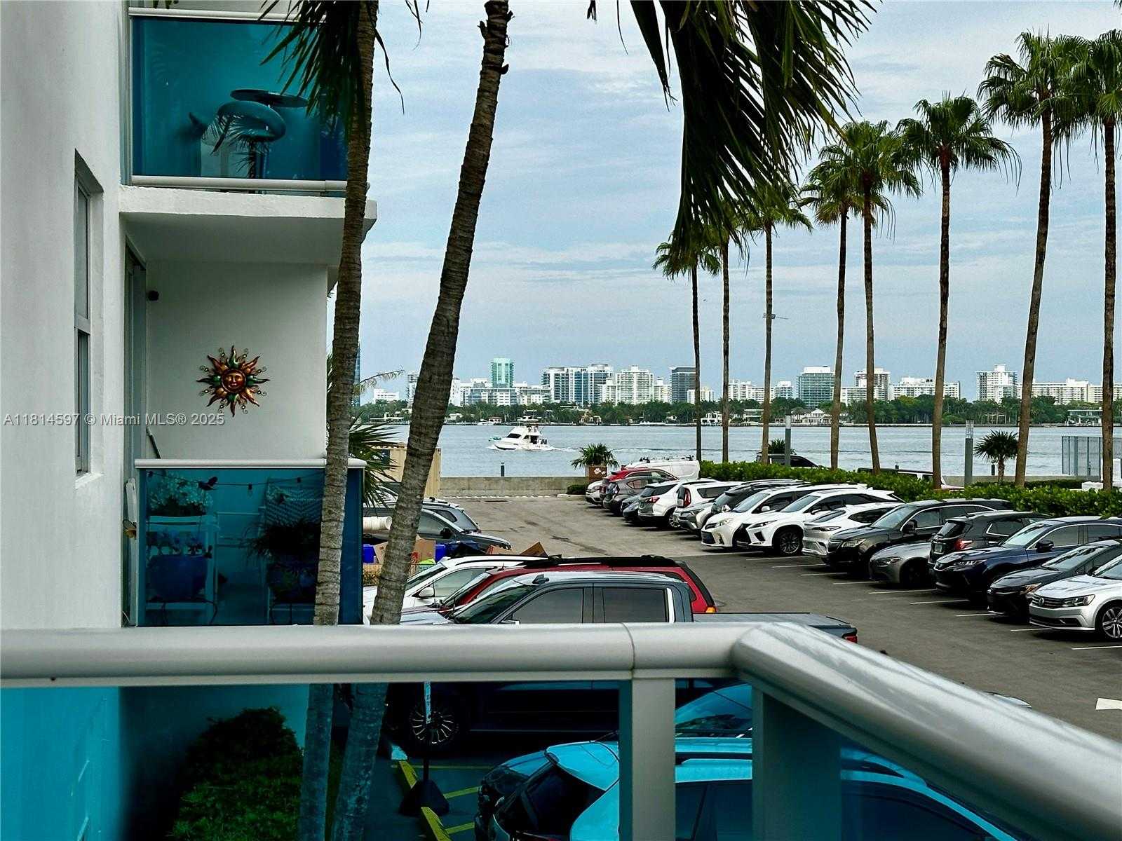 Small Image of 7501 EAST TREASURE DR #1P, North Bay Village Number 20
