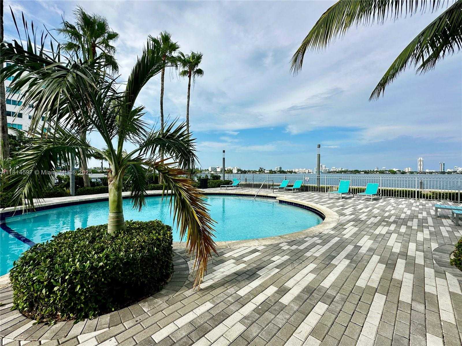 Small Image of 7501 EAST TREASURE DR #1P, North Bay Village Number 27