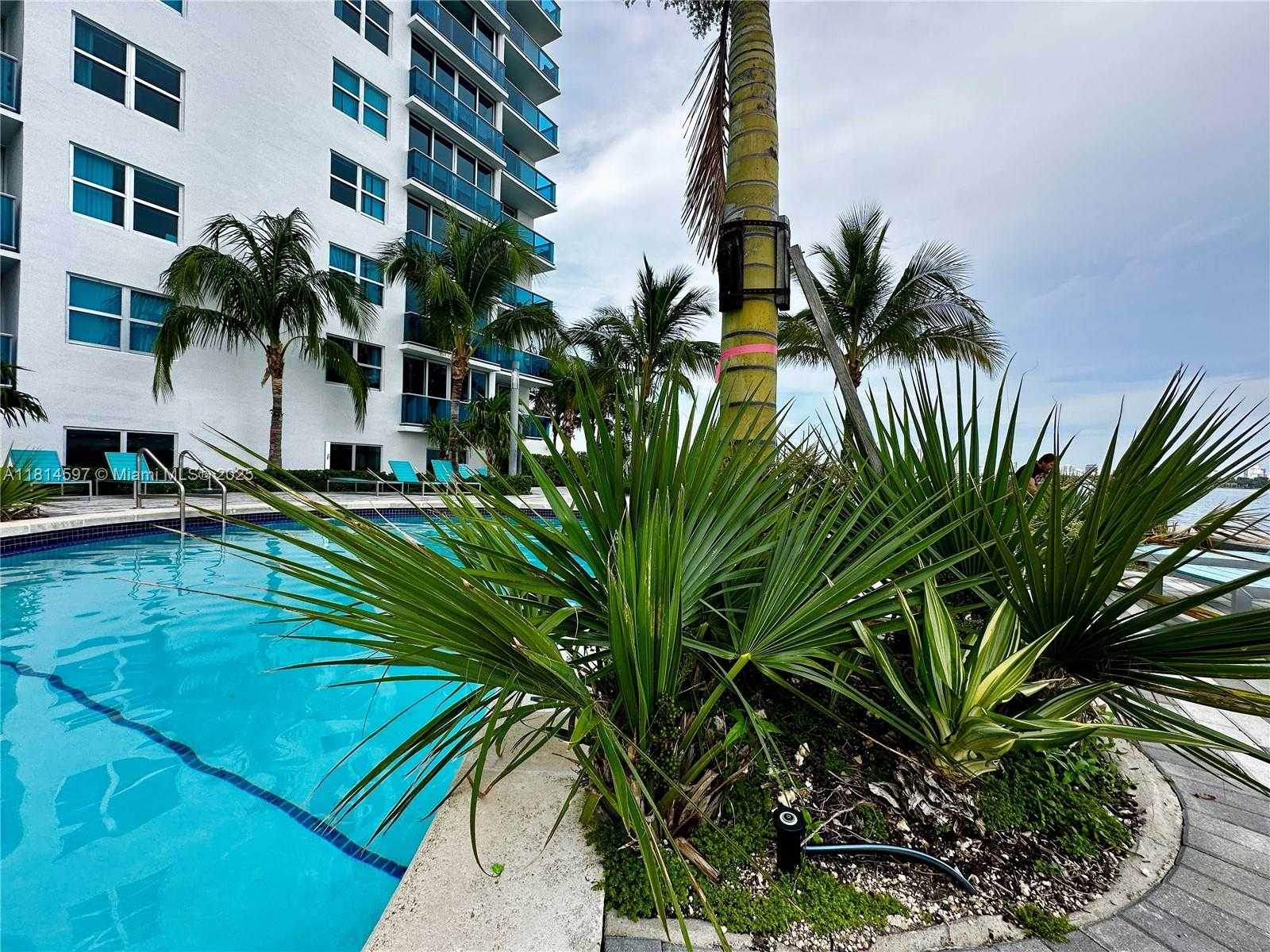 Small Image of 7501 EAST TREASURE DR #1P, North Bay Village Number 31