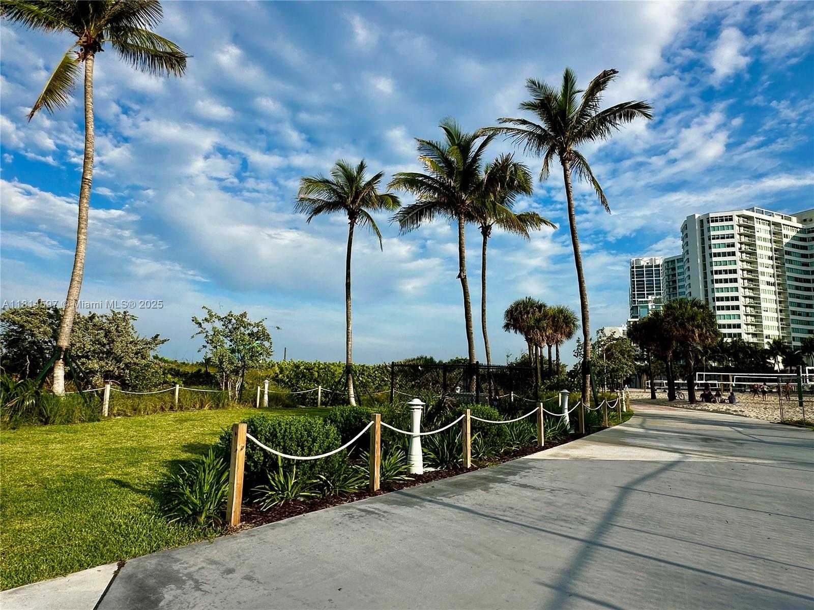 Small Image of 7501 EAST TREASURE DR #1P, North Bay Village Number 46