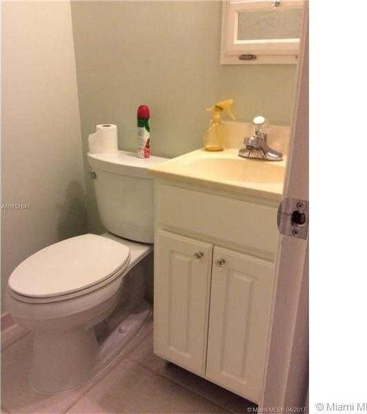 Small Image of 3302 FARRAGUT ST #5A, Hollywood Number 11
