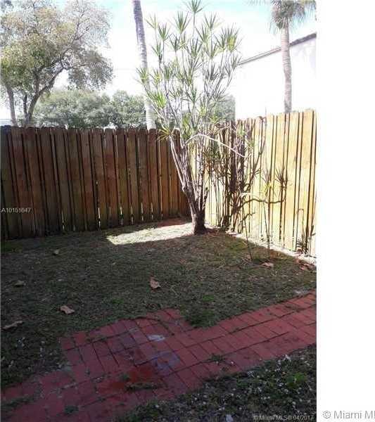 Small Image of 3302 FARRAGUT ST #5A, Hollywood Number 15