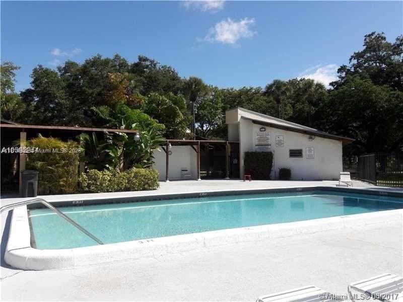 Small Image of 3302 FARRAGUT ST #5A, Hollywood Number 17