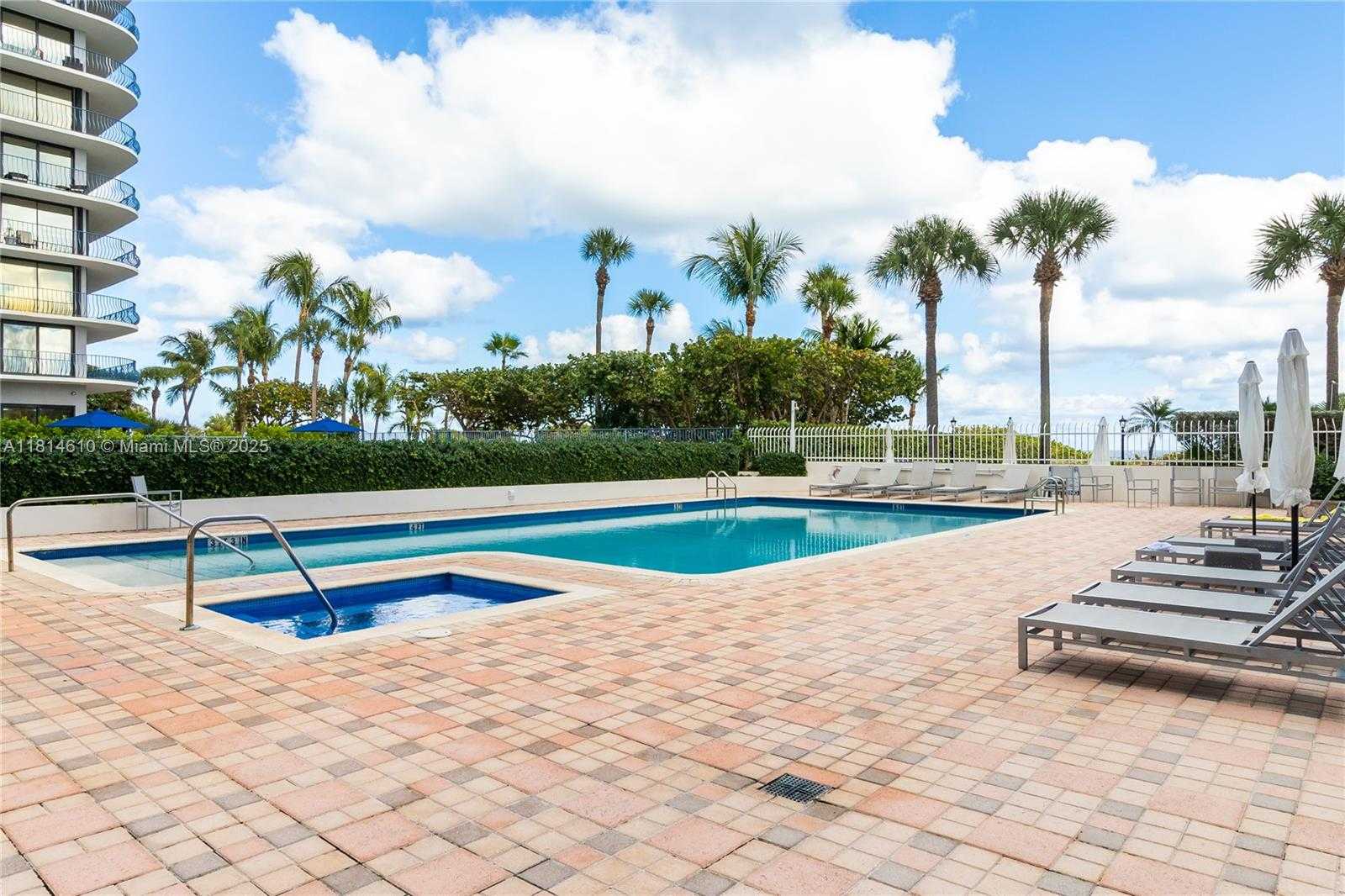 Small Image of 8855 COLLINS AVE #4G, Surfside Number 31