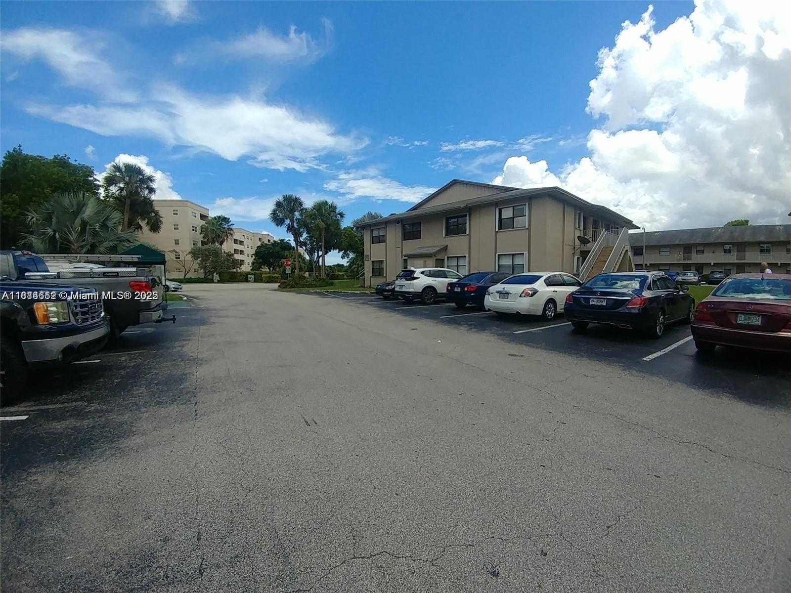 Small Image of 7662 SOUTH WEST 152ND AVE #3-22, Miami Number 11