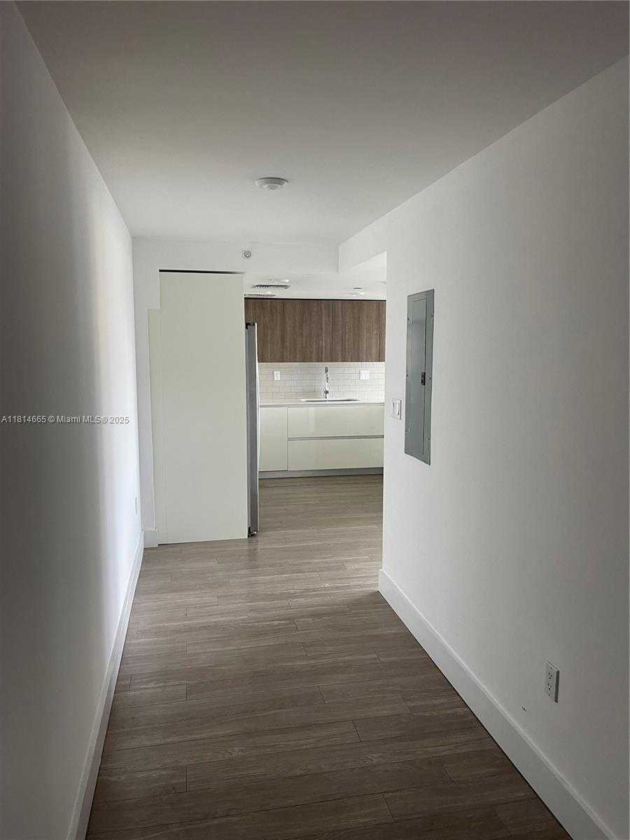 Small Image of 1025 92ND ST #607, Bay Harbor Islands Number 16