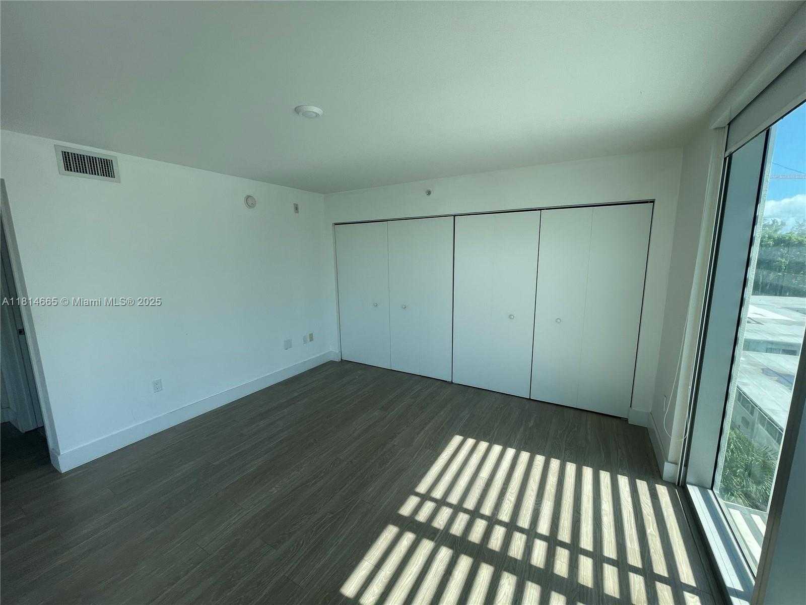 Small Image of 1025 92ND ST #607, Bay Harbor Islands Number 6