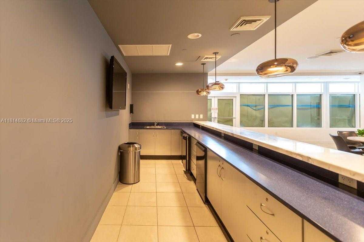 Small Image of 1250 SOUTH MIAMI AVE #2208, Miami Number 26