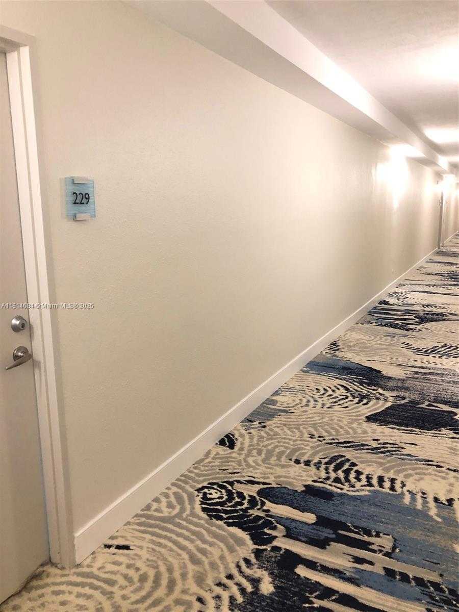 Small Image of 3001 SOUTH OCEAN DR #229, Hollywood Number 13