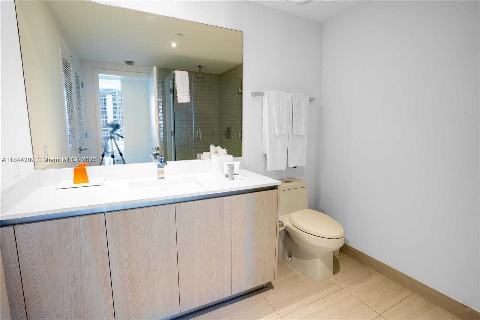 Small Image of 4010 SOUTH OCEAN DR #R1905, Hollywood Number 26
