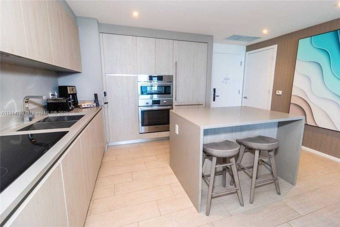 Small Image of 4010 SOUTH OCEAN DR #R1905, Hollywood Number 4