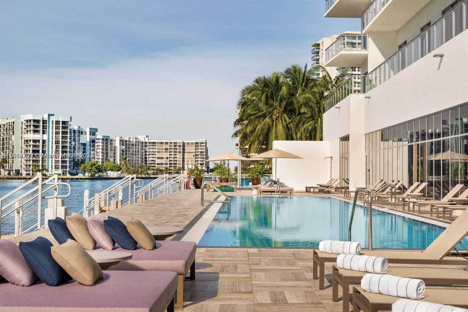 Small Image of 4010 SOUTH OCEAN DR #R1905, Hollywood Number 64