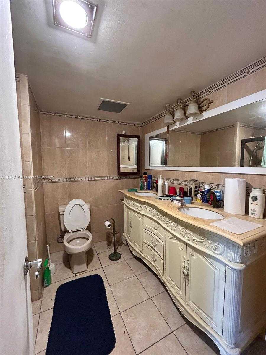 Small Image of 920 NORTH EAST 199TH ST #2S Apt 217, Miami Number 14