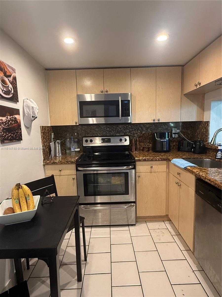Small Image of 11790 SOUTH WEST 18TH ST #529-3, Miami Number 3