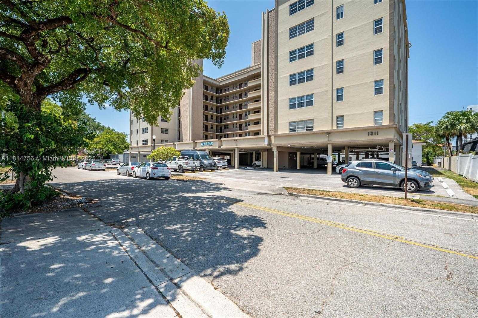 Small Image of 1811 JEFFERSON ST #710, Hollywood Number 19