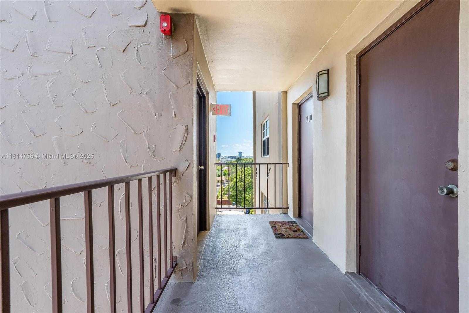 Small Image of 1811 JEFFERSON ST #710, Hollywood Number 21