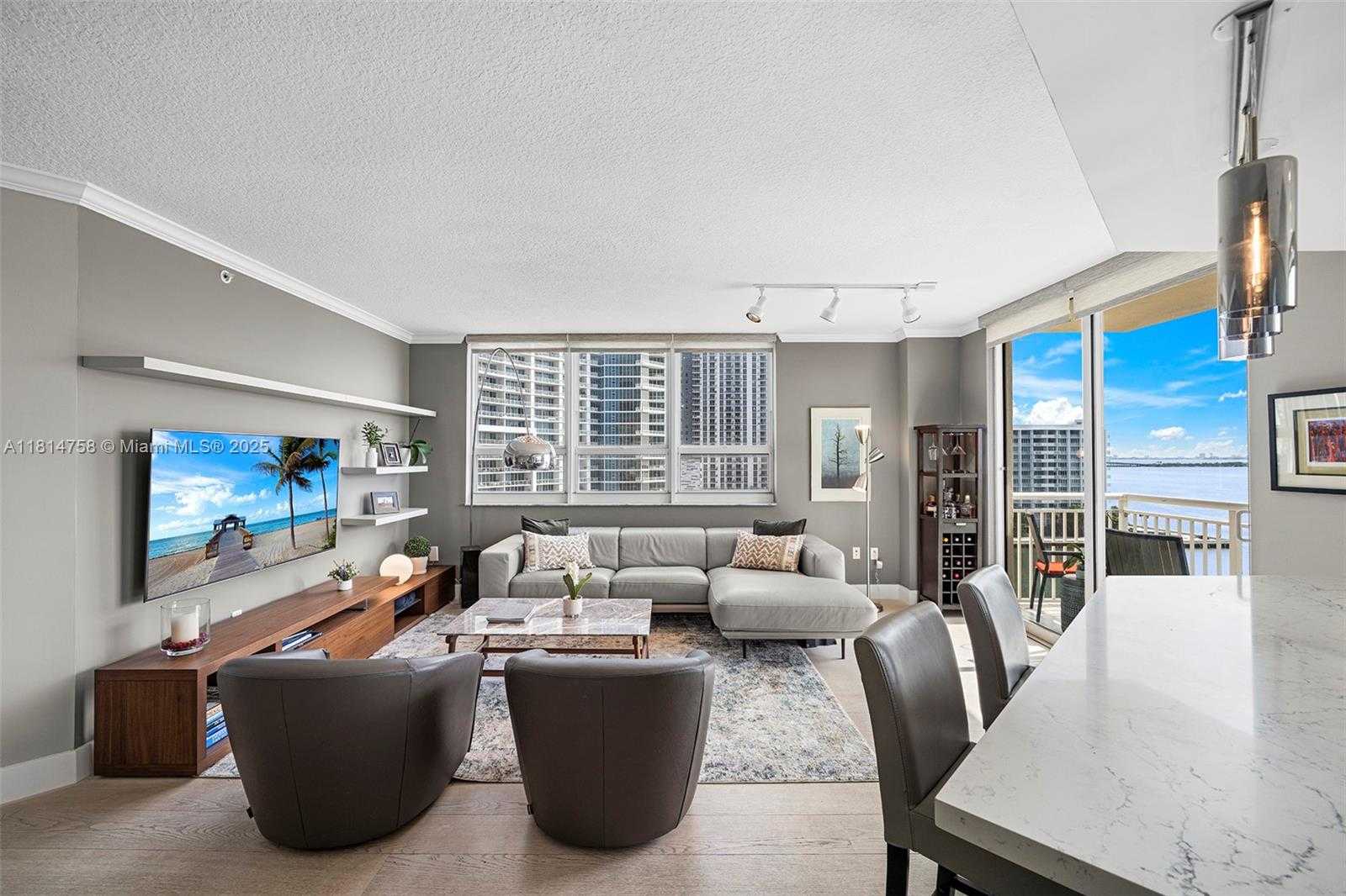 Small Image of 2000 NORTH BAYSHORE DR #1011, Miami Number 3