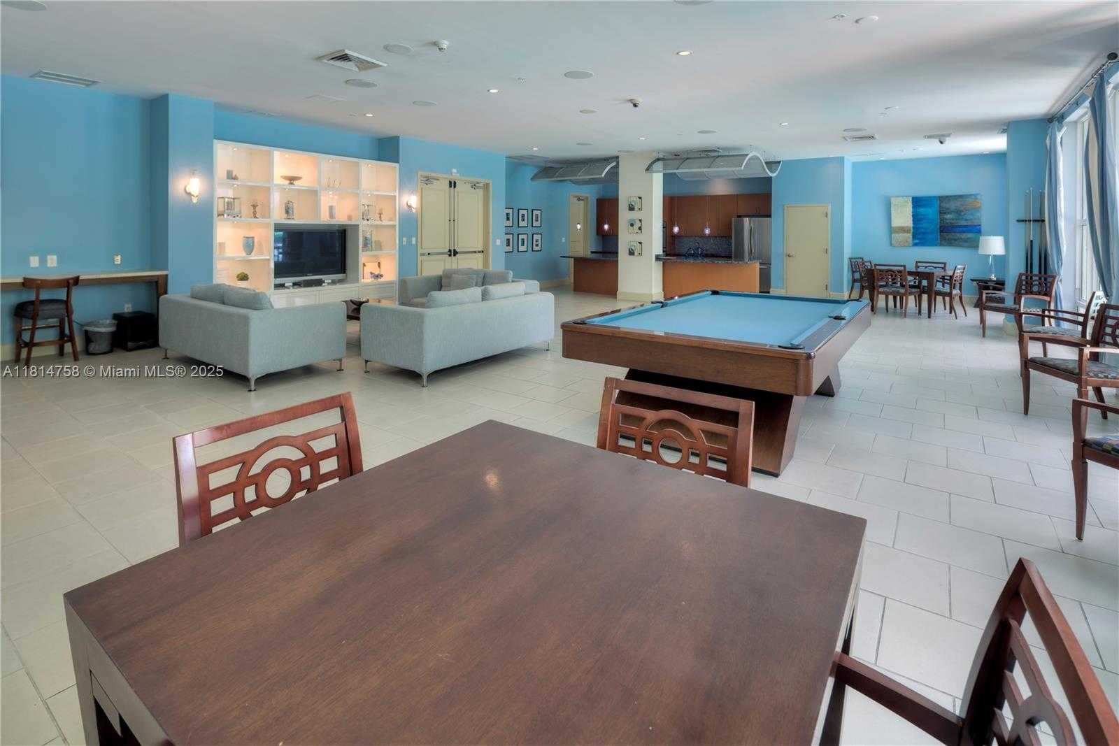 Small Image of 2000 NORTH BAYSHORE DR #1011, Miami Number 32