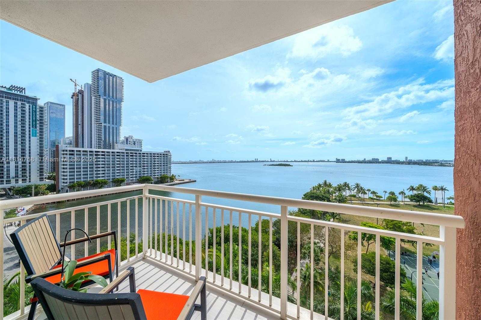 Small Image of 2000 NORTH BAYSHORE DR #1011, Miami Number 6