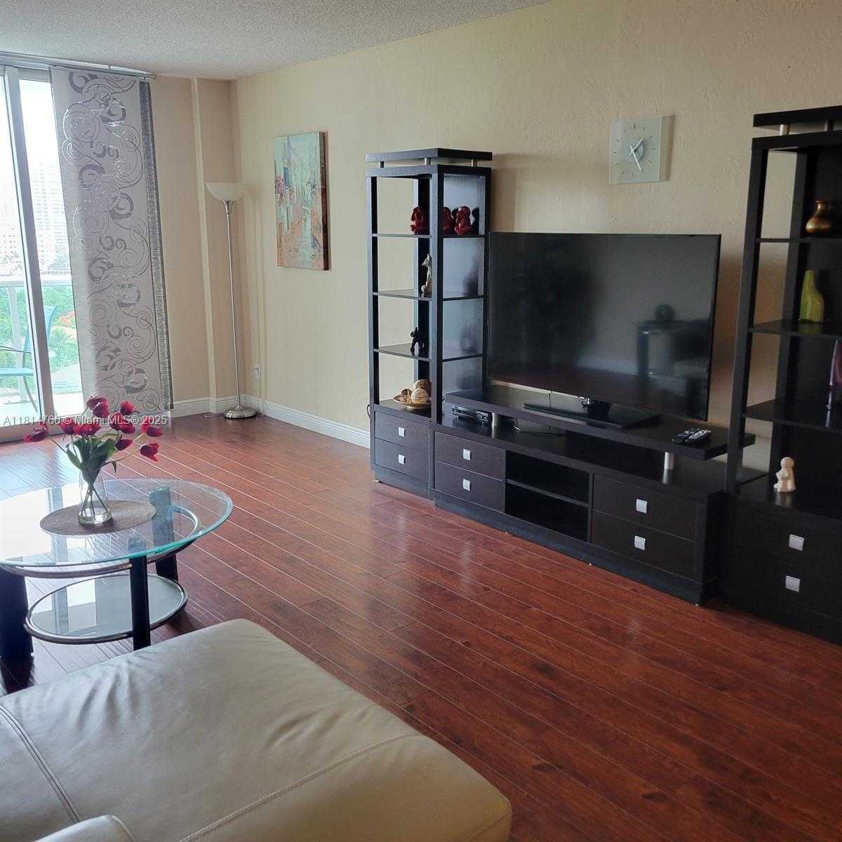 Small Image of 19370 COLLINS AVE #1120, Sunny Isles Beach Number 18