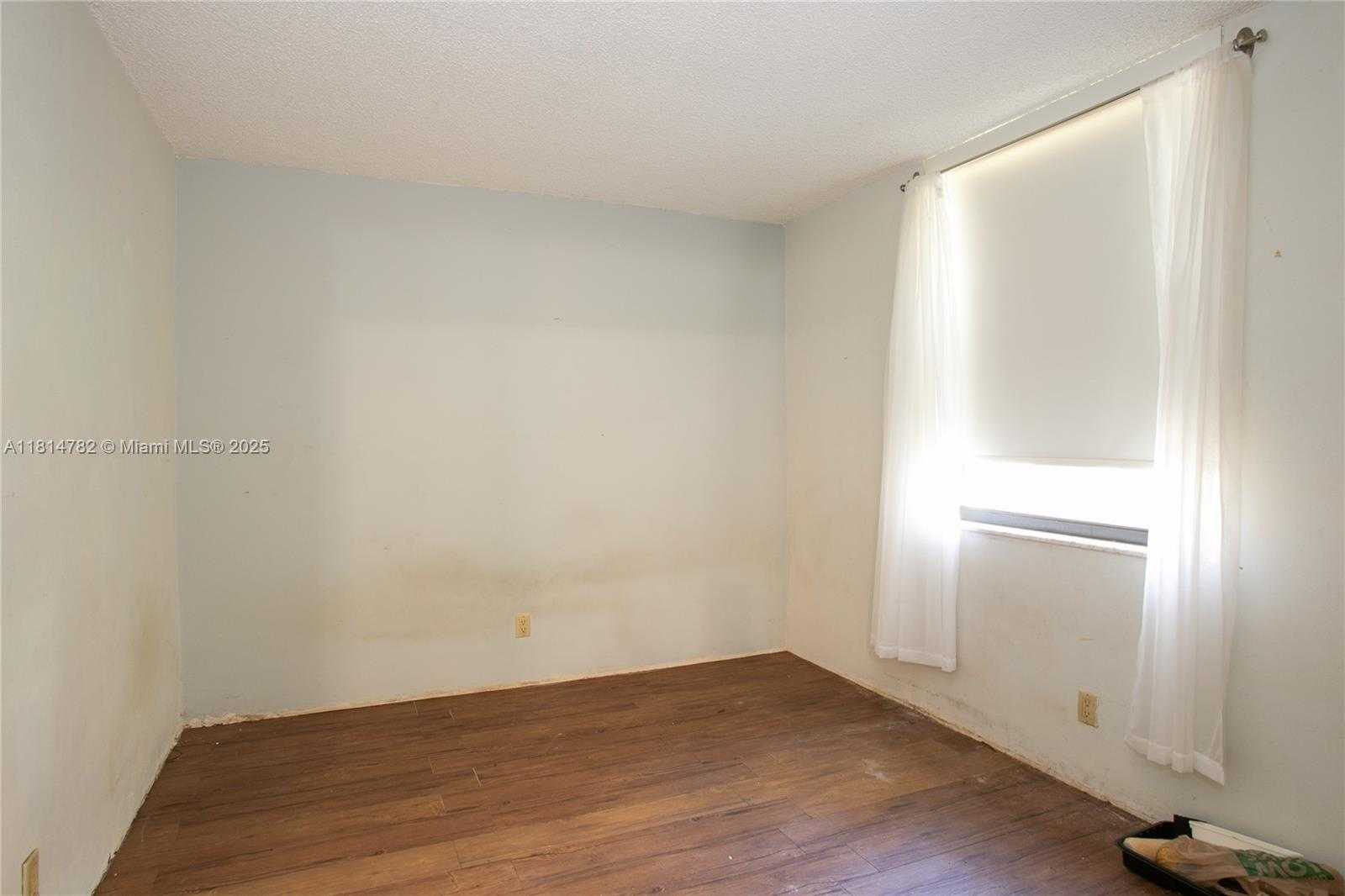 Small Image of 20300 WEST COUNTRY CLUB DR #101-3, Aventura Number 11