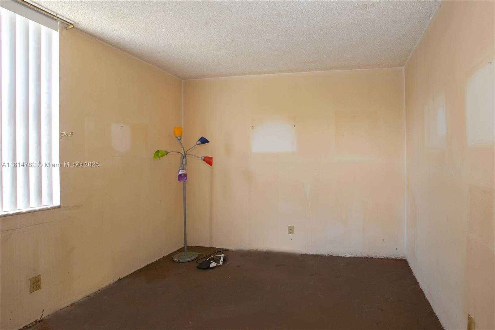 Small Image of 20300 WEST COUNTRY CLUB DR #101-3, Aventura Number 12