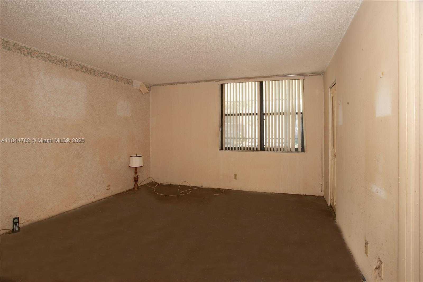 Small Image of 20300 WEST COUNTRY CLUB DR #101-3, Aventura Number 13