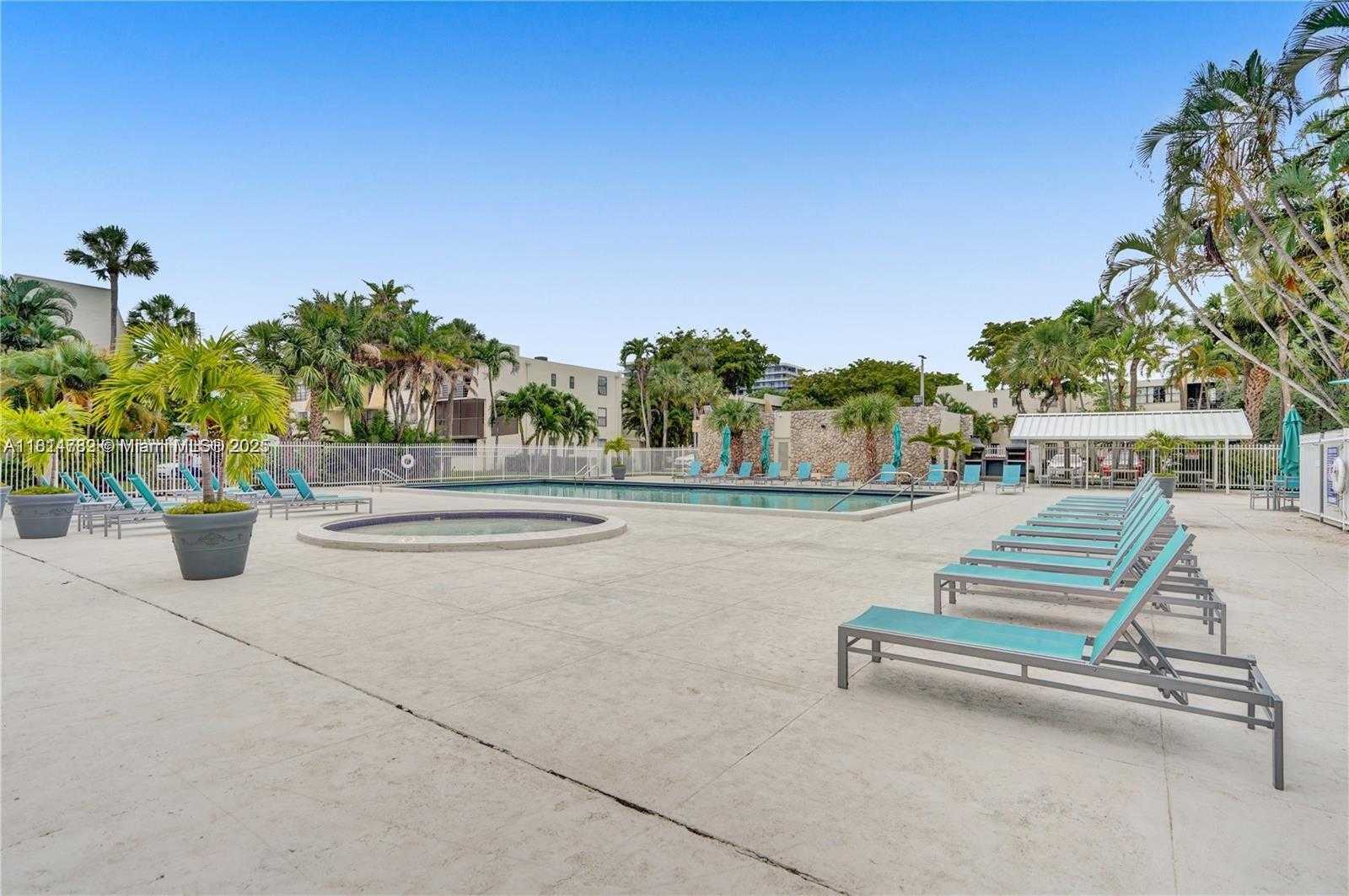Small Image of 20300 WEST COUNTRY CLUB DR #101-3, Aventura Number 20