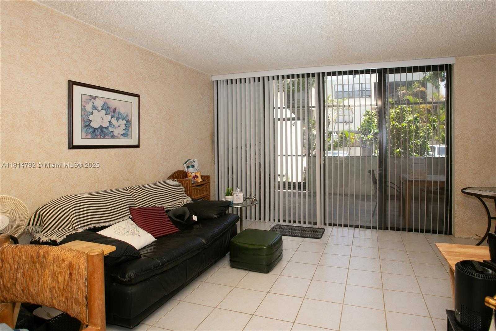 Small Image of 20300 WEST COUNTRY CLUB DR #101-3, Aventura Number 4