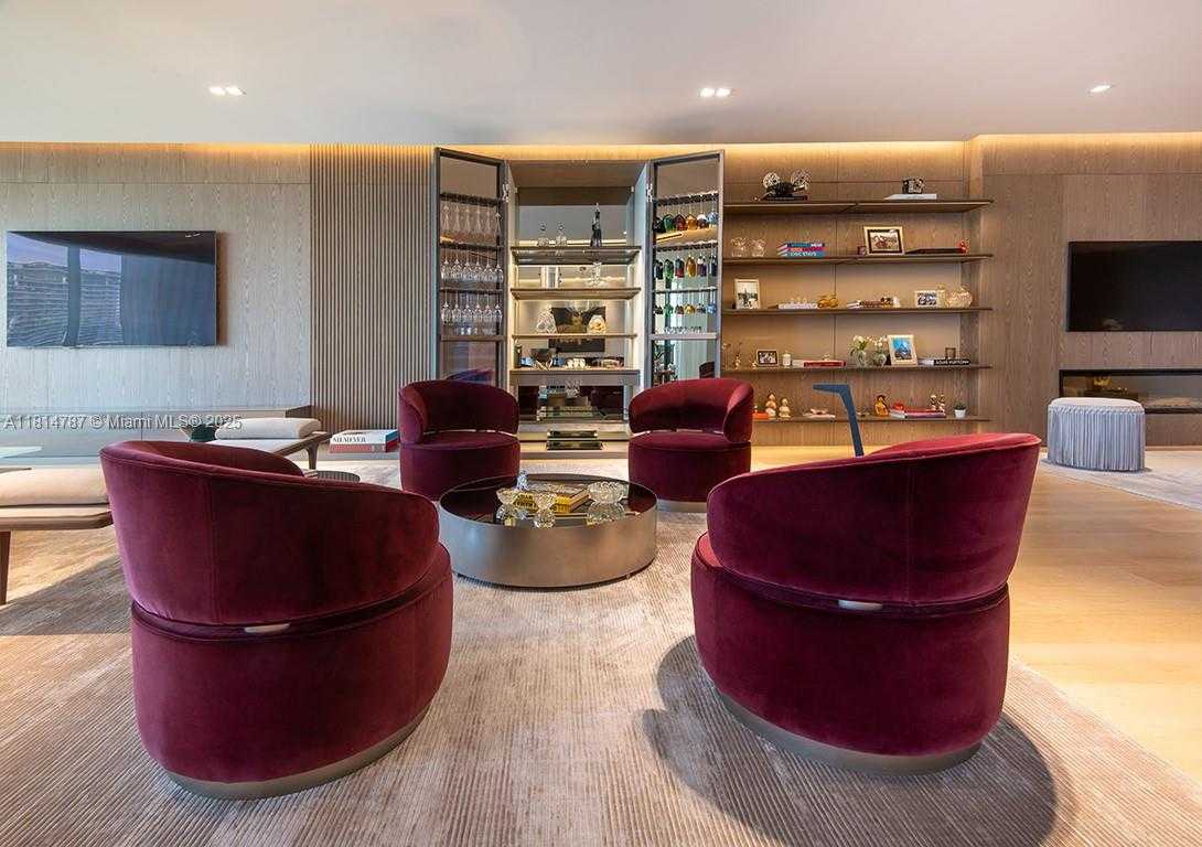 Small Image of Miami Beach Number 9