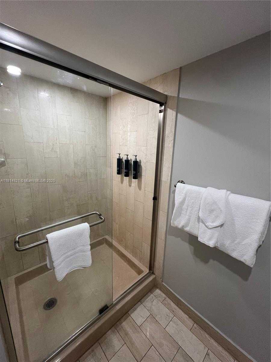 Small Image of 1717 NORTH BAYSHORE DR #A-1038, Miami Number 11