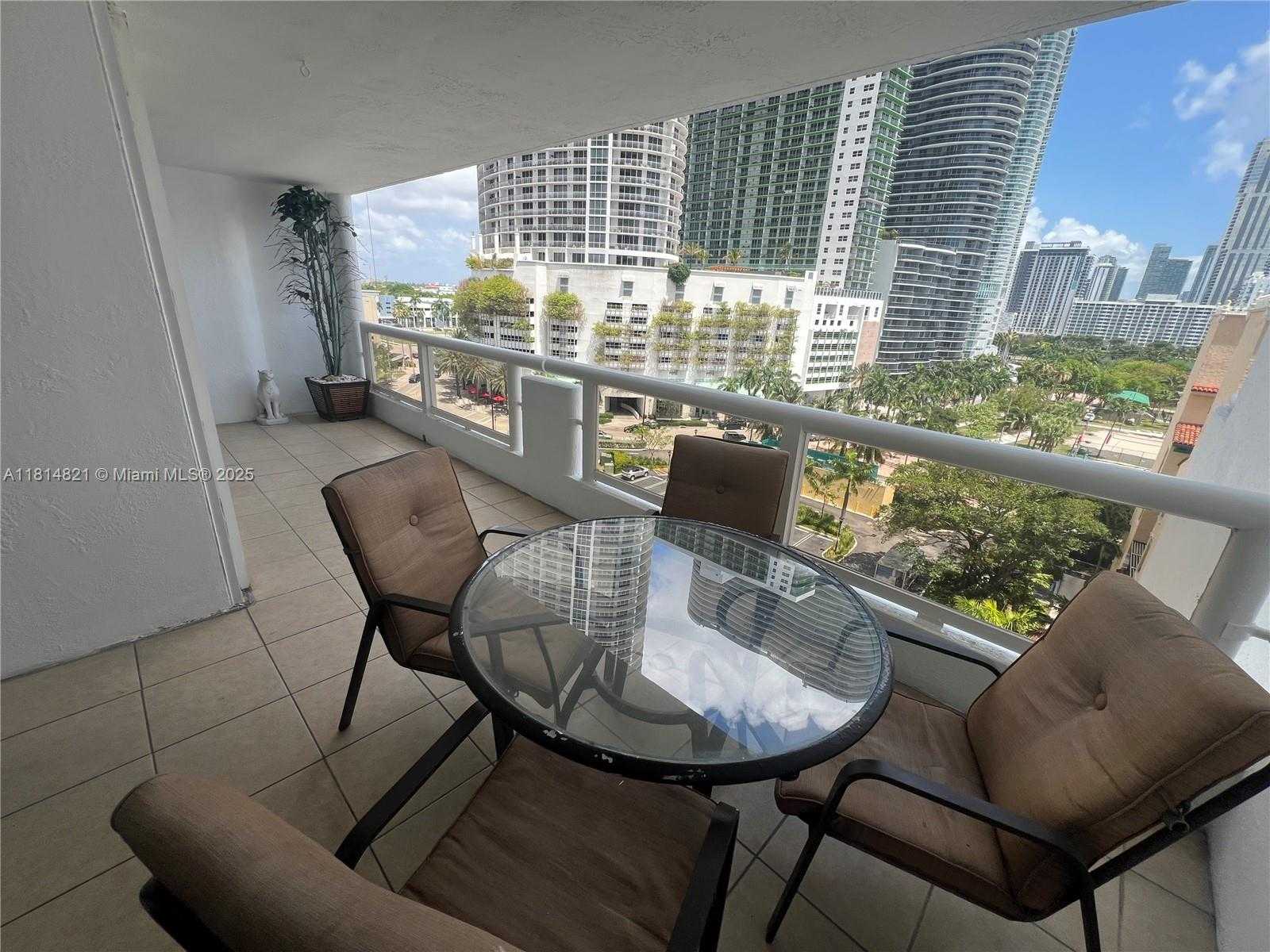 Small Image of 1717 NORTH BAYSHORE DR #A-1038, Miami Number 16