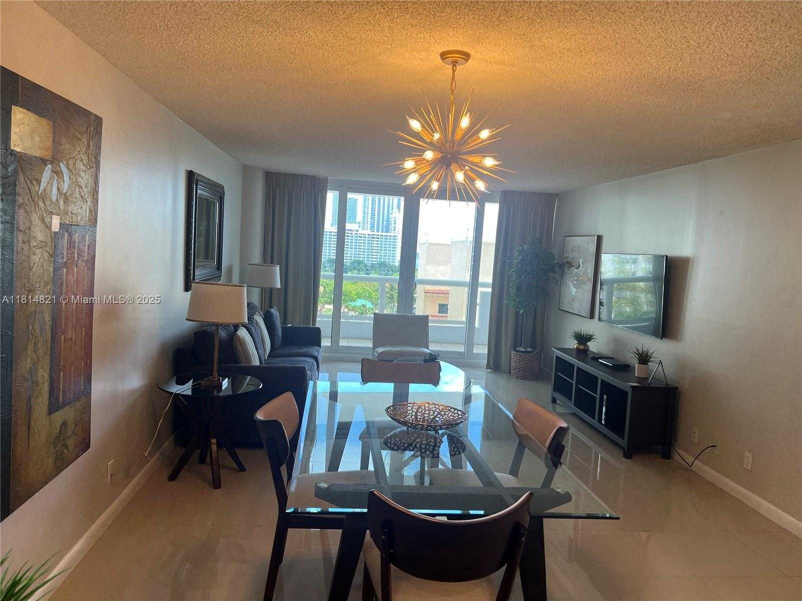 Small Image of 1717 NORTH BAYSHORE DR #A-1038, Miami Number 6
