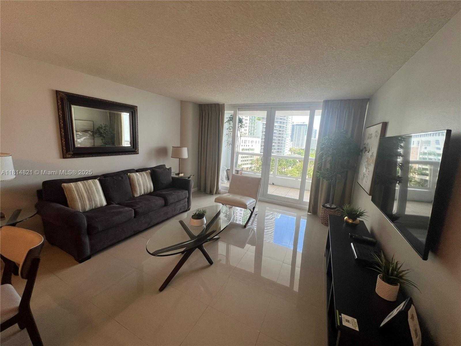 Small Image of 1717 NORTH BAYSHORE DR #A-1038, Miami Number 8